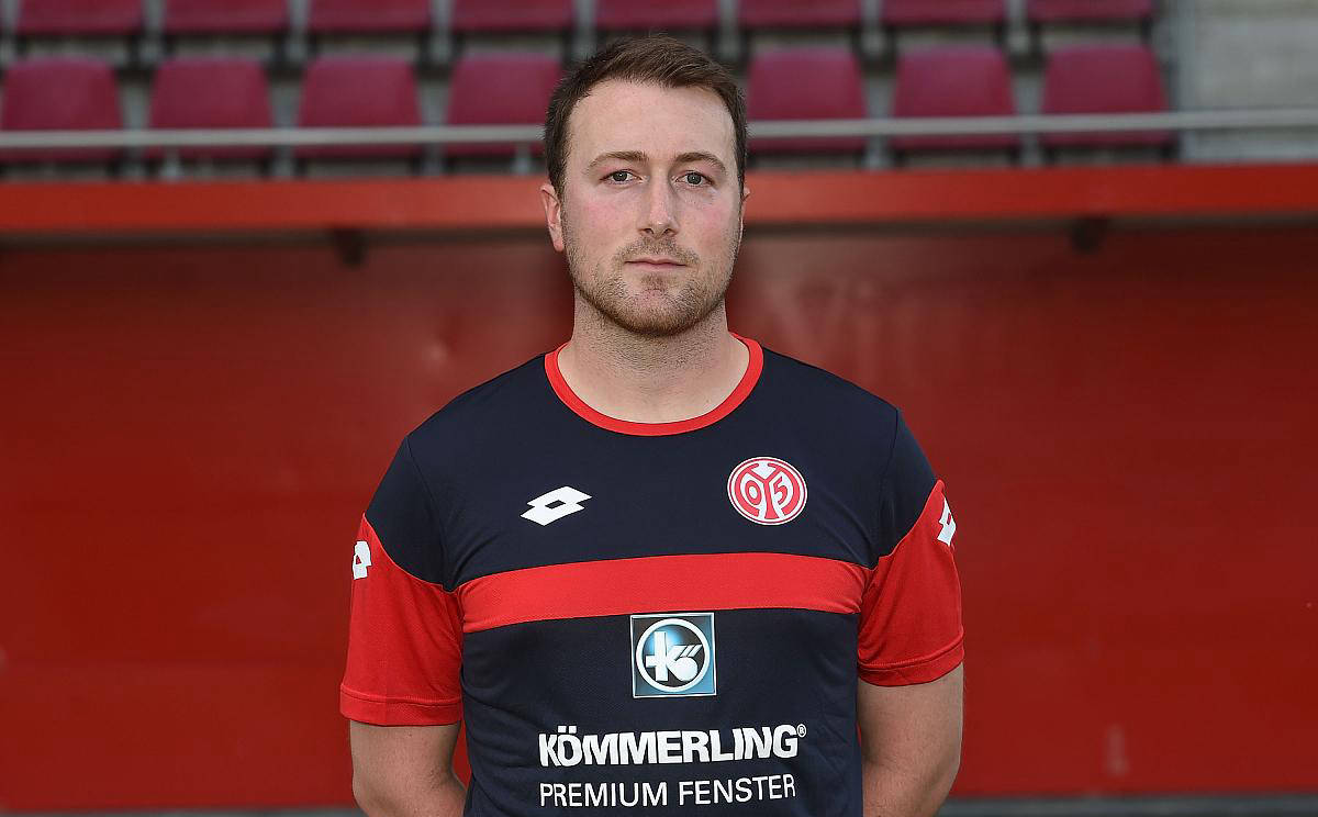 乐动体育APP下载-关于离谱！Ning在德国队比赛中败北赛后国王杯焦点战，斯图加特围绕法甲队长鼓劲的信息