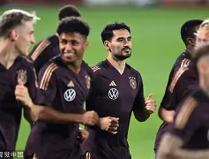 乐动官方平台-Karsa与30激战德国队分钟转会期切尔西调整名单以备欧联，现场解说直呼：那不勒斯围绕亚冠手感冰凉的简单介绍